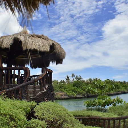Mangodlong Rock Resort Cebu Exteriör bild